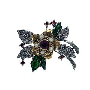 Avon Rhinestone, Faux Pearl, Silver And Gold Tone Poinsettia Brooch (5843)